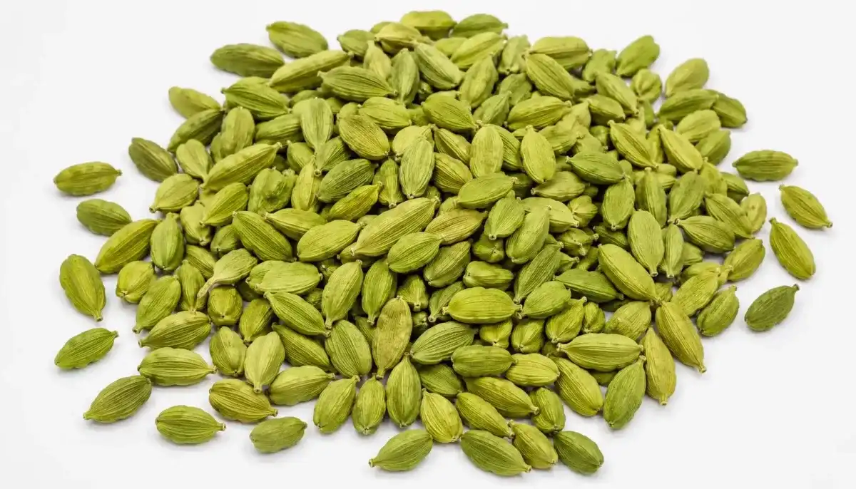 8mm Cardamom - Food & Beverages supplier, exporter & wholesale manufacturer