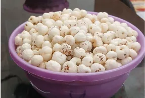 4 Suta Makhana