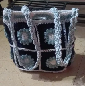 Blue Flower Handy Purse